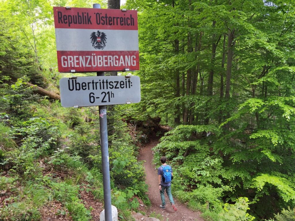 Schmugglerweg Schleching - incl. Grenzübergang im Wald kurz vor Klobenstein