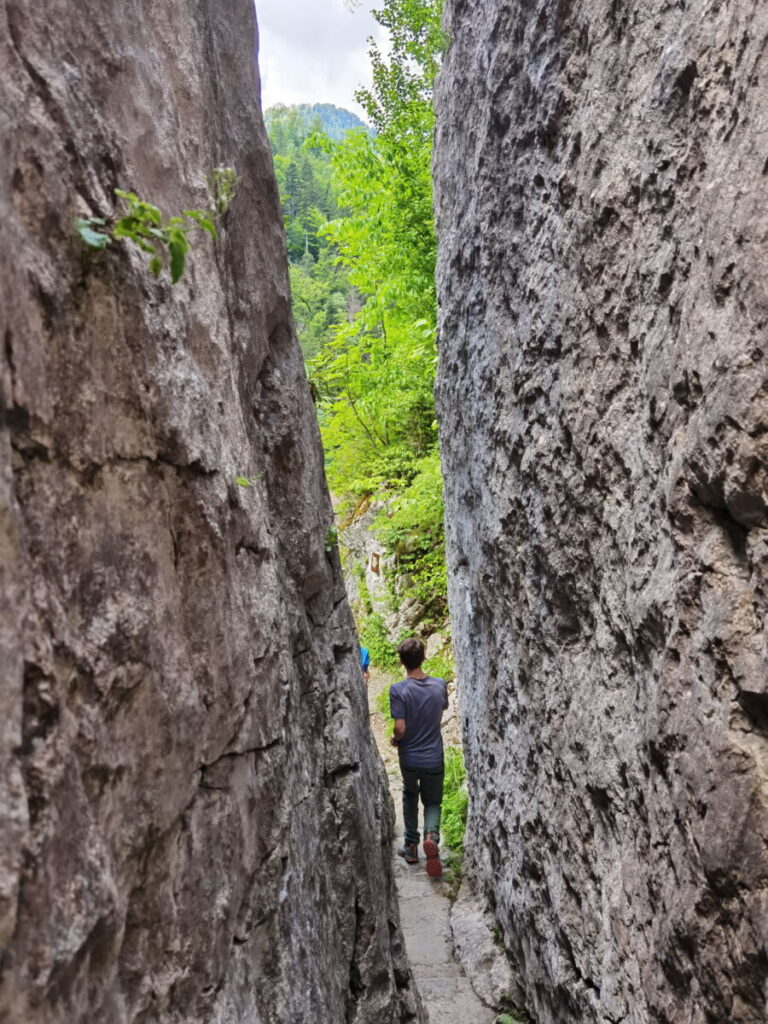 Der Klobenstein mit seinem schmalen Durchgang